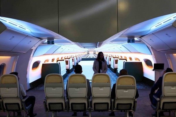 Các hãng máy bay nhắm đến châu Á - Thái Bình Dương