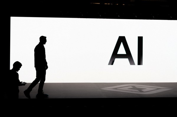 Các thượng nghị sĩ Mỹ cảnh báo nguy cơ từ AI Các thượng nghị sĩ Mỹ cảnh báo nguy cơ từ AI