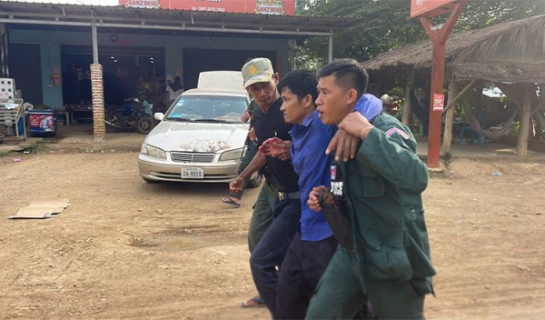 Campuchia tố Thái Lan nổ súng gần biên giới, 5 người bị thương Campuchia tố Thái Lan nổ súng gần biên giới, 5 người bị thương