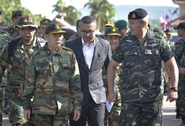 Campuchia và Thái Lan đồng ý lui quân ở biên giới Campuchia và Thái Lan đồng ý lui quân ở biên giới