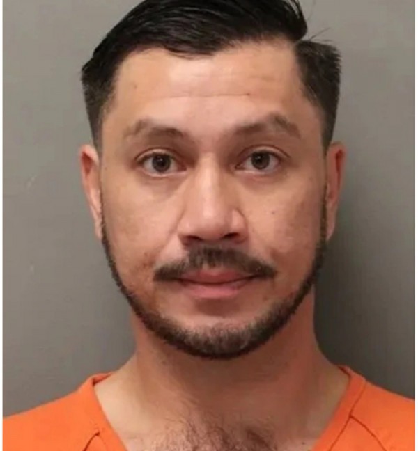 Chết vì tự lấy bản thân ra thử mũ chống đạn Chết vì tự lấy bản thân ra thử mũ chống đạn