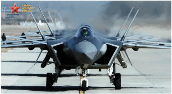 Chiến đấu cơ J-20 mới của Trung Quốc có thể tấn công mục tiêu trên biển?