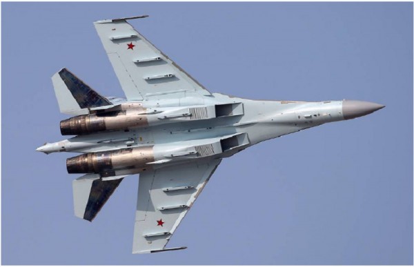 Chiến đấu cơ Su-35S Nga bắn hạ MiG-29 Ukraine cách xa 190 km?