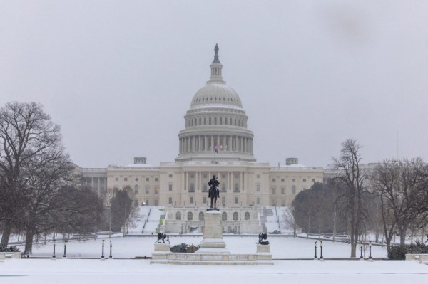 Chính phủ Mỹ bắt đầu đóng cửa một phần