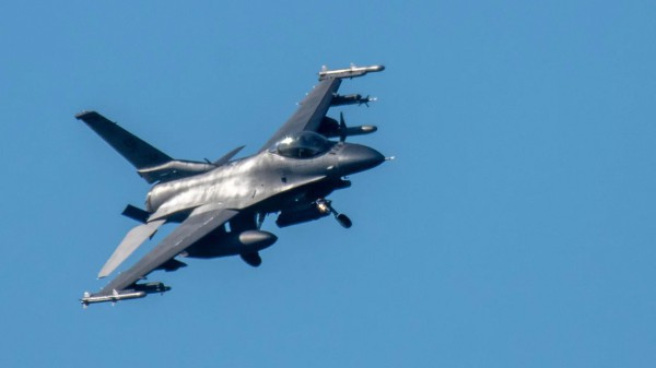 Chưa nước nào sẵn sàng gửi F-16 cho Ukraine dù được Mỹ bật đèn xanh