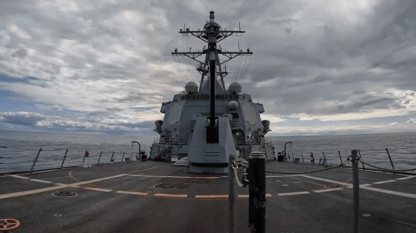 Cuộc đối đầu trực diện đẩy Trung Đông vào vòng xoáy khó lường