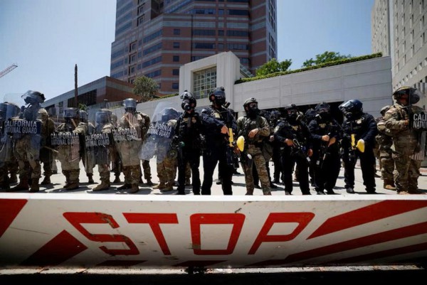 Cuộc 'nội chiến' trong lòng nước Mỹ Cuộc 'nội chiến' trong lòng nước Mỹ