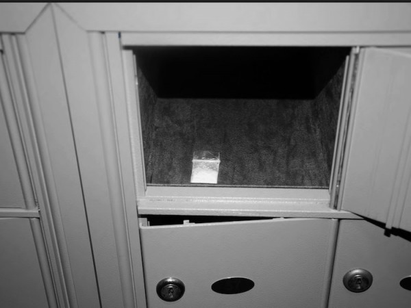 FBI điều tra lại việc phát hiện cocaine ở Nhà Trắng, rò rỉ tài liệu tòa án FBI điều tra lại việc phát hiện cocaine ở Nhà Trắng, rò rỉ tài liệu tòa án