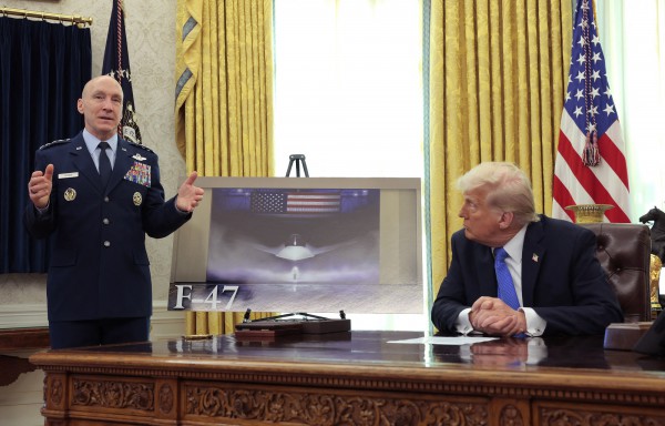 Hé lộ thời điểm chiến đấu cơ tối tân F-47 của Mỹ sẽ bay lần đầu Hé lộ thời điểm chiến đấu cơ tối tân F-47 của Mỹ sẽ bay lần đầu