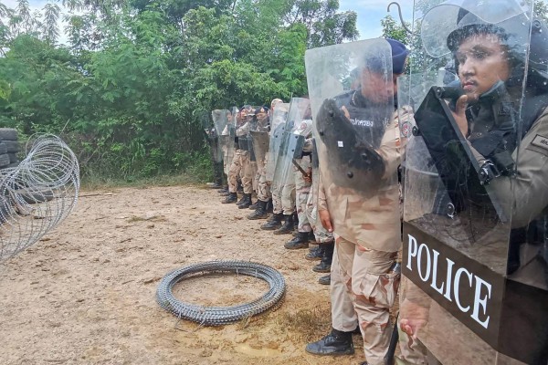 Họp ủy ban biên giới Campuchia - Thái Lan có thể bị hoãn Họp ủy ban biên giới Campuchia - Thái Lan có thể bị hoãn