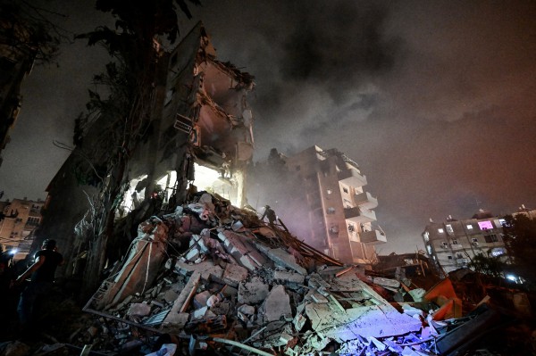 Houthi phối hợp với Iran tấn công Israel Houthi phối hợp với Iran tấn công Israel