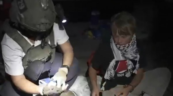 Israel chặn thuyền chở hàng viện trợ Gaza, bắt nhà hoạt động nổi tiếng Israel chặn thuyền chở hàng viện trợ Gaza, bắt nhà hoạt động nổi tiếng