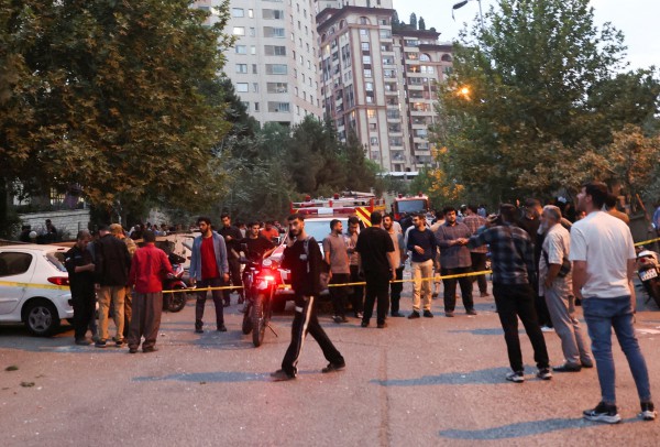 Israel nhắm vào đầu não hạt nhân Iran, Tư lệnh Vệ binh IRGC thiệt mạng