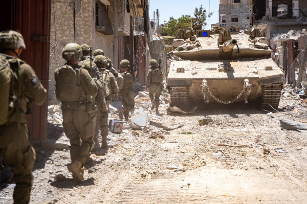 Israel tấn công mạnh ở Gaza