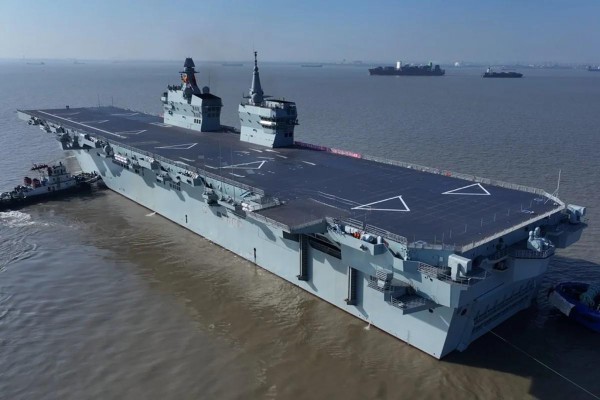 Khi Trung Quốc điều 'tàu sân bay UAV' đến Biển Đông