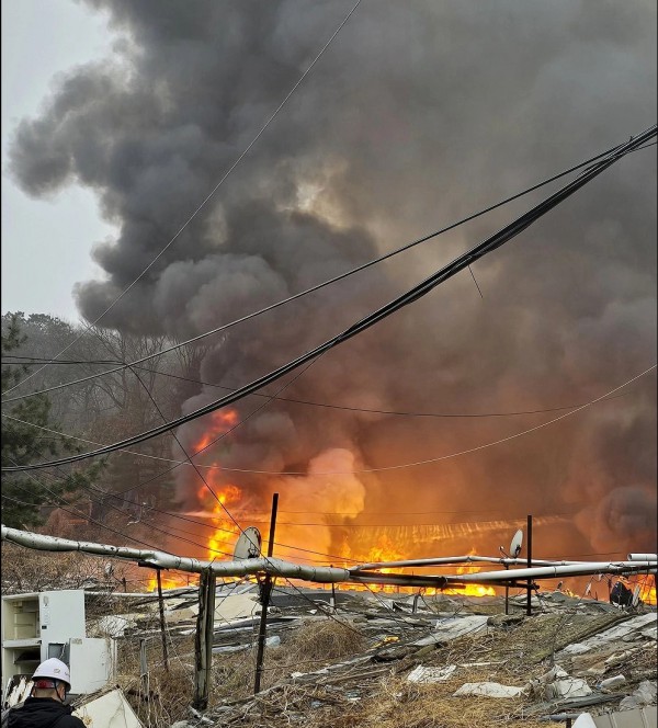 Khu ổ chuột cuối cùng giữa lòng Gangnam chìm trong biển lửa