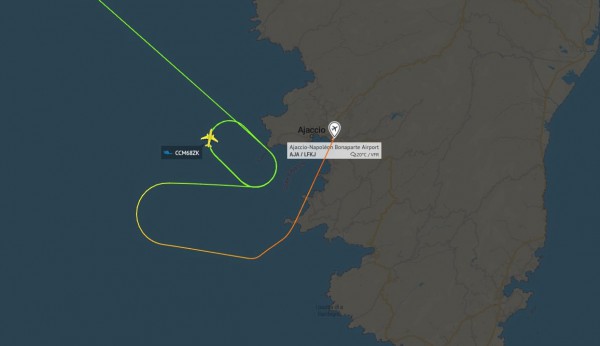 Kiểm soát không lưu ngủ quên, máy bay lượn vòng một giờ chờ hạ cánh Kiểm soát không lưu ngủ quên, máy bay lượn vòng một giờ chờ hạ cánh