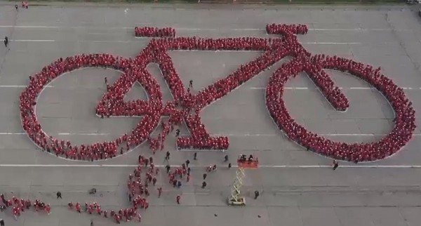 Kỷ lục Guinness chiếc xe đạp lớn nhất thế giới