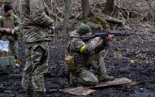 Làm mất lòng Tổng thống Trump, Ukraine phải trả giá thế nào? Làm mất lòng Tổng thống Trump, Ukraine phải trả giá thế nào?
