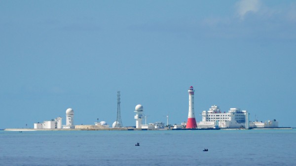 Lịch sử bị bóp méo, luật pháp bị bẻ cong Lịch sử bị bóp méo, luật pháp bị bẻ cong