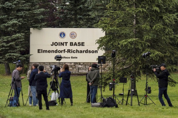 Mật vụ Mỹ chạy đua với thời gian chuẩn bị thượng đỉnh Mỹ - Nga ở Alaska Mật vụ Mỹ chạy đua với thời gian chuẩn bị thượng đỉnh Mỹ - Nga ở Alaska