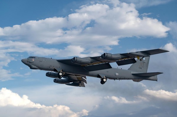 Máy bay chở khách suýt va chạm oanh tạc cơ B-52 tại Mỹ Máy bay chở khách suýt va chạm oanh tạc cơ B-52 tại Mỹ