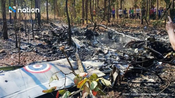 Máy bay quân sự Thái Lan rơi, 2 phi công thiệt mạng