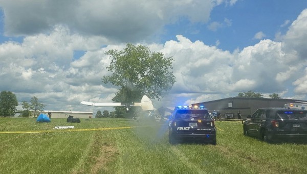 Máy bay rơi tại Mỹ, toàn bộ 20 người bên trong sống sót Máy bay rơi tại Mỹ, toàn bộ 20 người bên trong sống sót