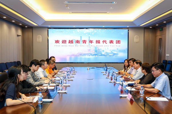 Một hành trình, hai thành phố và nhiều điểm nhấn Một hành trình, hai thành phố và nhiều điểm nhấn