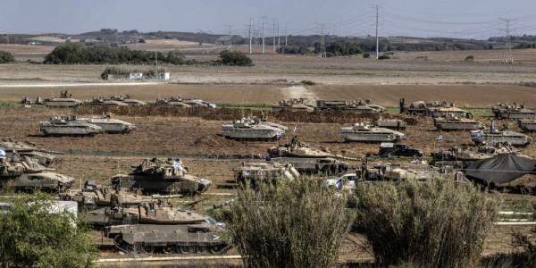 Mỹ huy động 2.000 quân sẵn sàng hỗ trợ Israel