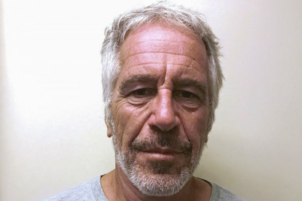 Mỹ kết luận về cái chết của tỉ phú ấu dâm Jeffrey Epstein