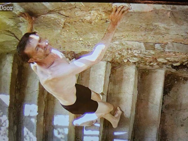 Mỹ treo thưởng bắt cựu binh 'cực kỳ nguy hiểm' sau vụ nổ súng chết người Mỹ treo thưởng bắt cựu binh 'cực kỳ nguy hiểm' sau vụ nổ súng chết người