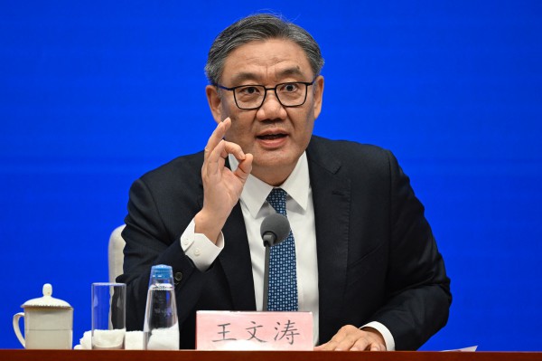 'Nền kinh tế Trung Quốc đang đối mặt tình hình rất nghiêm trọng và phức tạp' 'Nền kinh tế Trung Quốc đang đối mặt tình hình rất nghiêm trọng và phức tạp'