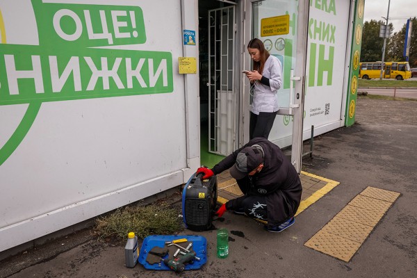 Nga - Ukraine dồn dập không kích cơ sở năng lượng Nga - Ukraine dồn dập không kích cơ sở năng lượng