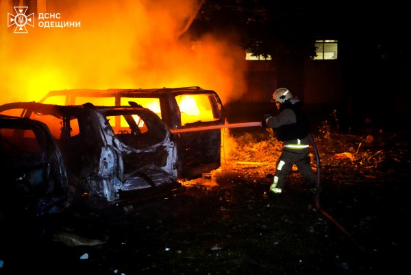 Nga ồ ạt không kích Kyiv, Odessa Nga ồ ạt không kích Kyiv, Odessa