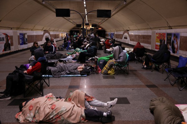 Nga ồ ạt không kích Kyiv sau tuyên bố đáp trả cuộc tấn công của Ukraine Nga ồ ạt không kích Kyiv sau tuyên bố đáp trả cuộc tấn công của Ukraine