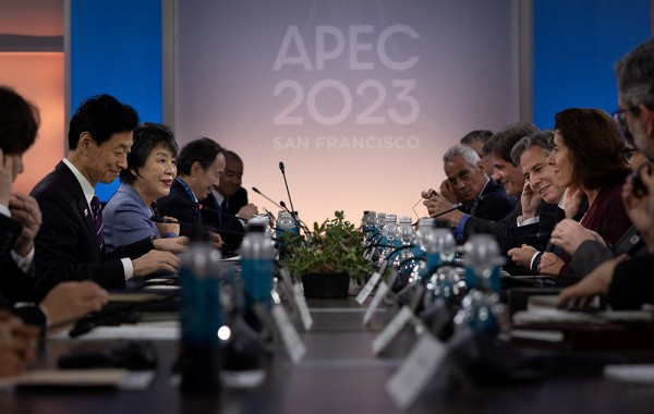 Ngoại trưởng Mỹ – Nhật – Hàn gặp gỡ trước thềm APEC bàn về nhiều vấn đề nóng