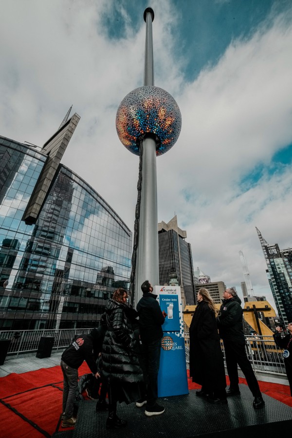 Người dân khắp nơi trên thế giới chuẩn bị chào đón năm mới đầy ấn tượng