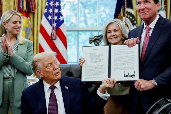 Nhà Trắng phát đi nhiều thông điệp quan trọng Nhà Trắng phát đi nhiều thông điệp quan trọng