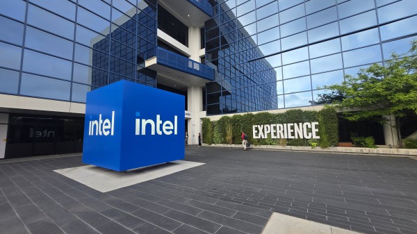 Nhà Trắng 'thu phế' các 'đại gia' chip Mỹ như thế nào? Nhà Trắng 'thu phế' các 'đại gia' chip Mỹ như thế nào?