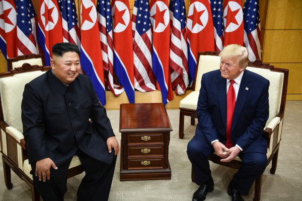 Nhà lãnh đạo Kim Jong-un có thể sắp gặp Tổng thống Trump? Nhà lãnh đạo Kim Jong-un có thể sắp gặp Tổng thống Trump?