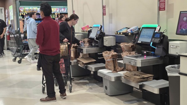 Nước Mỹ giữa chia rẽ: Tổng thống Trump trước sức ép bị “quay xe”