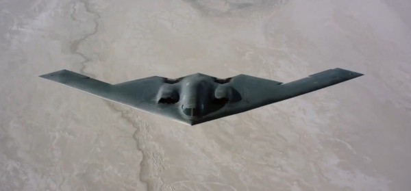 Oanh tạc cơ Bóng ma và nhiều vũ khí Mỹ tham chiến chống Iran Oanh tạc cơ Bóng ma và nhiều vũ khí Mỹ tham chiến chống Iran