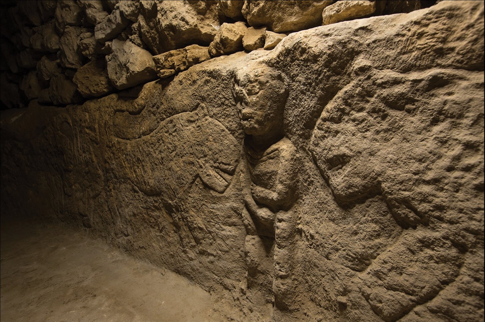 Phát hiện bức tường đá 11.000 năm tuổi