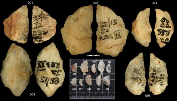 Phát hiện mũi tên tẩm độc 60.000 năm tuổi