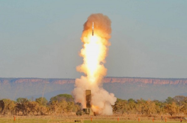 Quân đội Mỹ lần đầu đưa tên lửa tiên tiến nhất đến Nhật Bản