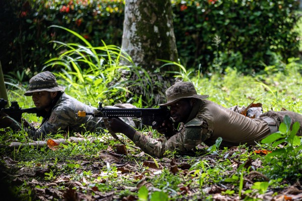 Quân đội Mỹ tập trận sinh tồn trong rừng già Panama trong lúc căng thẳng với Venezuela Quân đội Mỹ tập trận sinh tồn trong rừng già Panama trong lúc căng thẳng với Venezuela