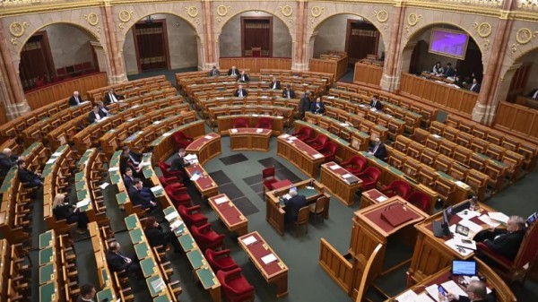 Quốc hội Hungary phê chuẩn việc Phần Lan gia nhập NATO