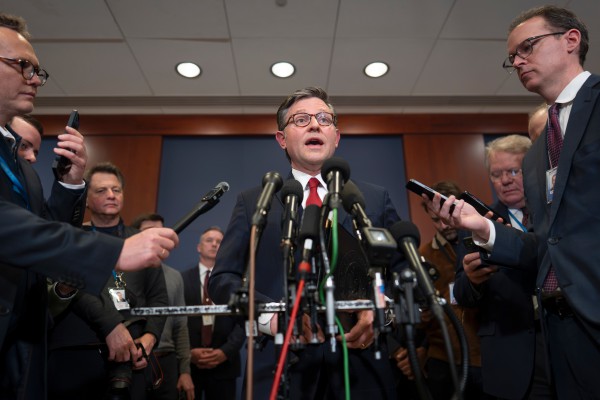 Quốc hội Mỹ lo xung đột kéo dài, Nhà Trắng phủ nhận bị Israel 'đưa vào thế'