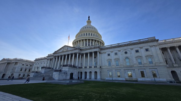 Quốc hội bế tắc, chính phủ Mỹ đóng cửa Quốc hội bế tắc, chính phủ Mỹ đóng cửa